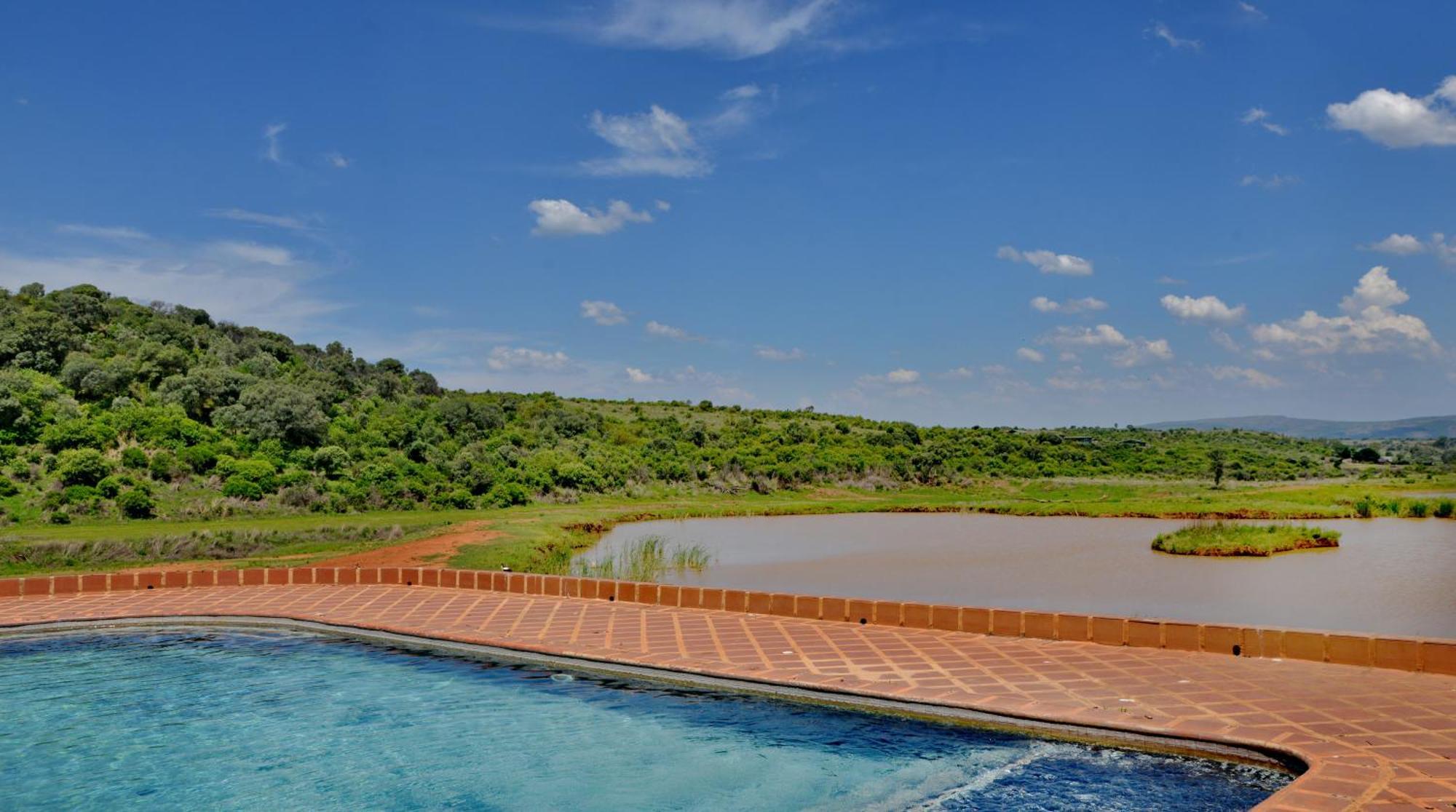 African Hills Safari Lodge & Spa Magaliesburg Exteriör bild