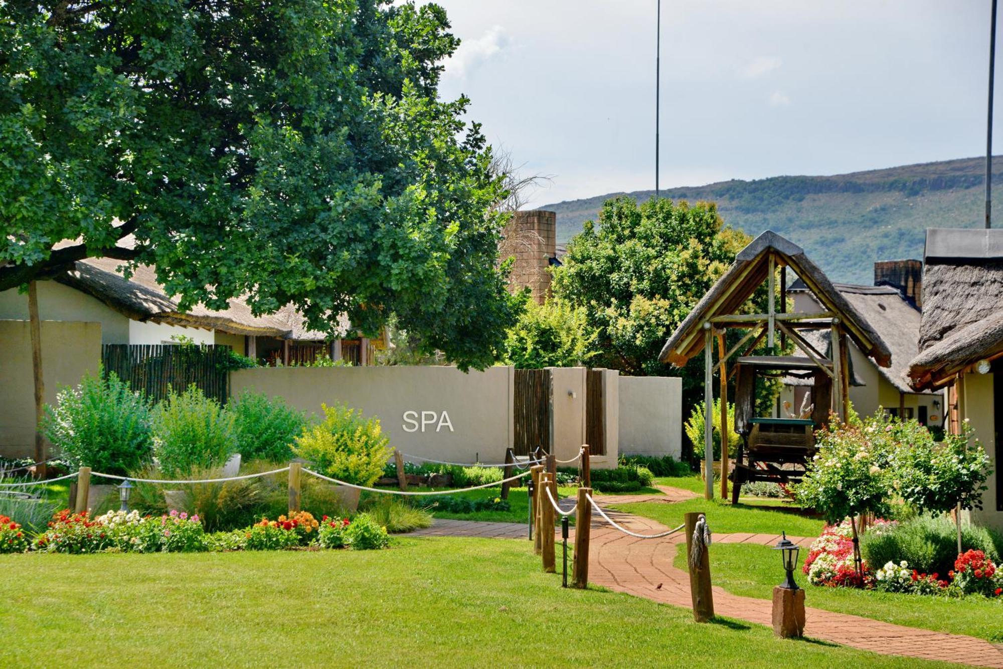 African Hills Safari Lodge & Spa Magaliesburg Exteriör bild